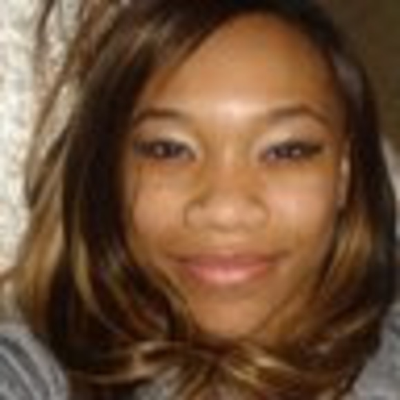 Meet your Posher, Ciarea - Picture 1 of 1